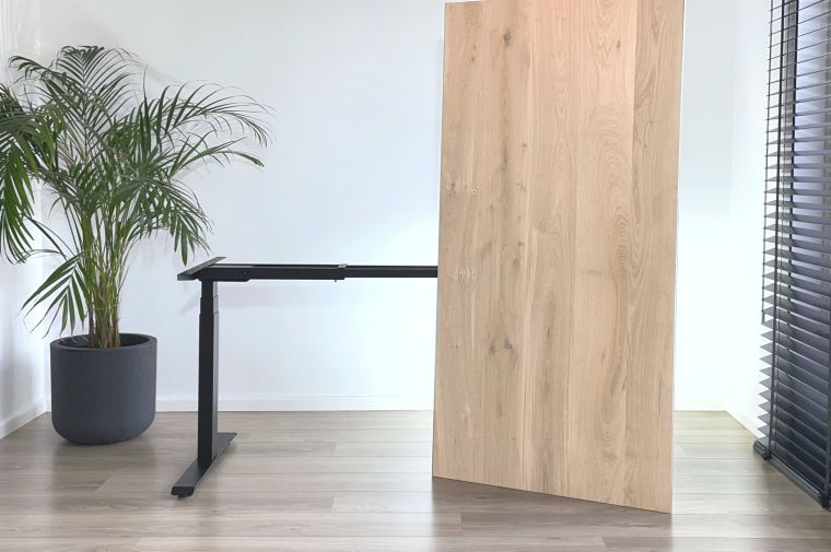 Eiken bureau ongemonteerd, design
