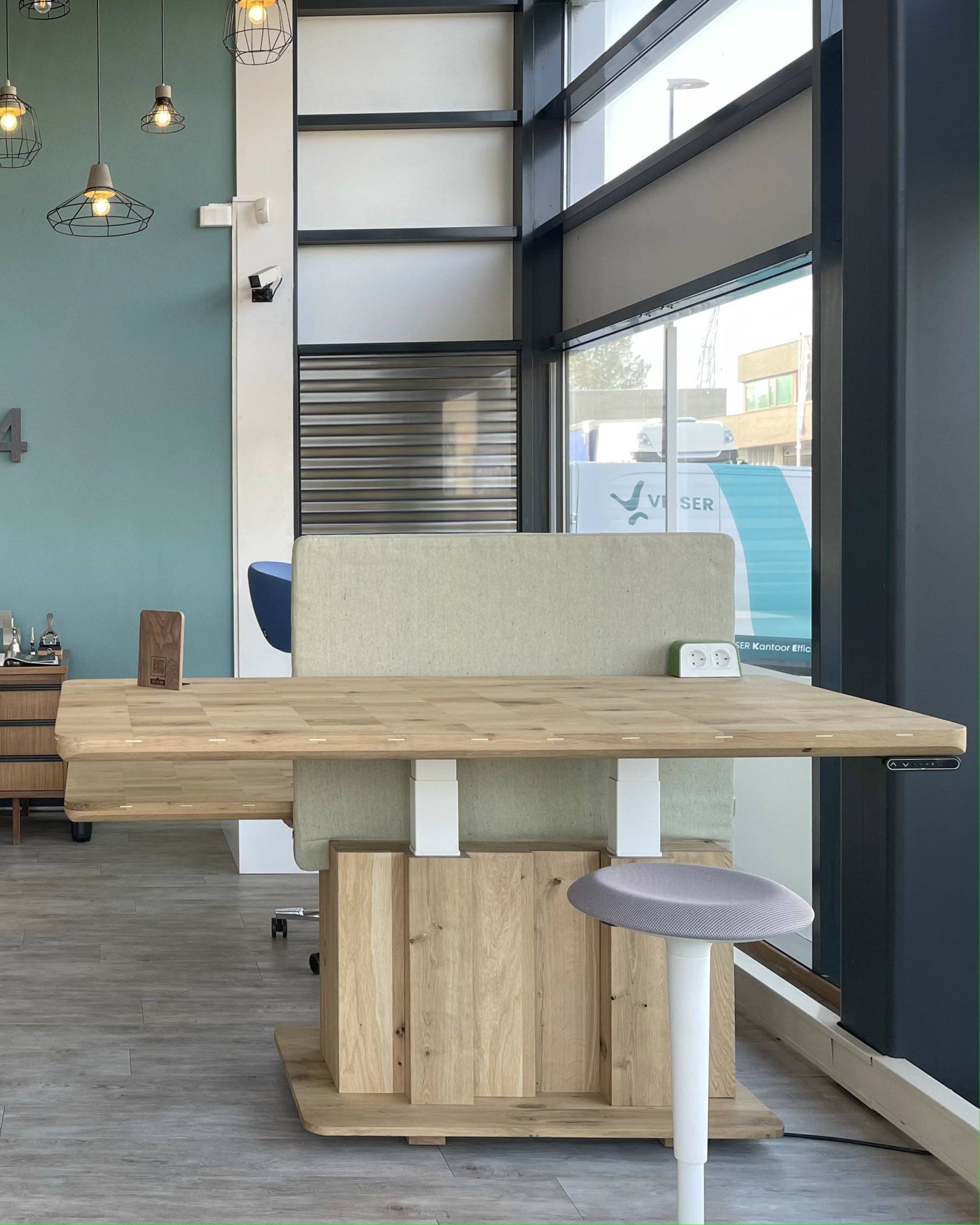 Cliff Duo Edge Circulair zit-sta bureau