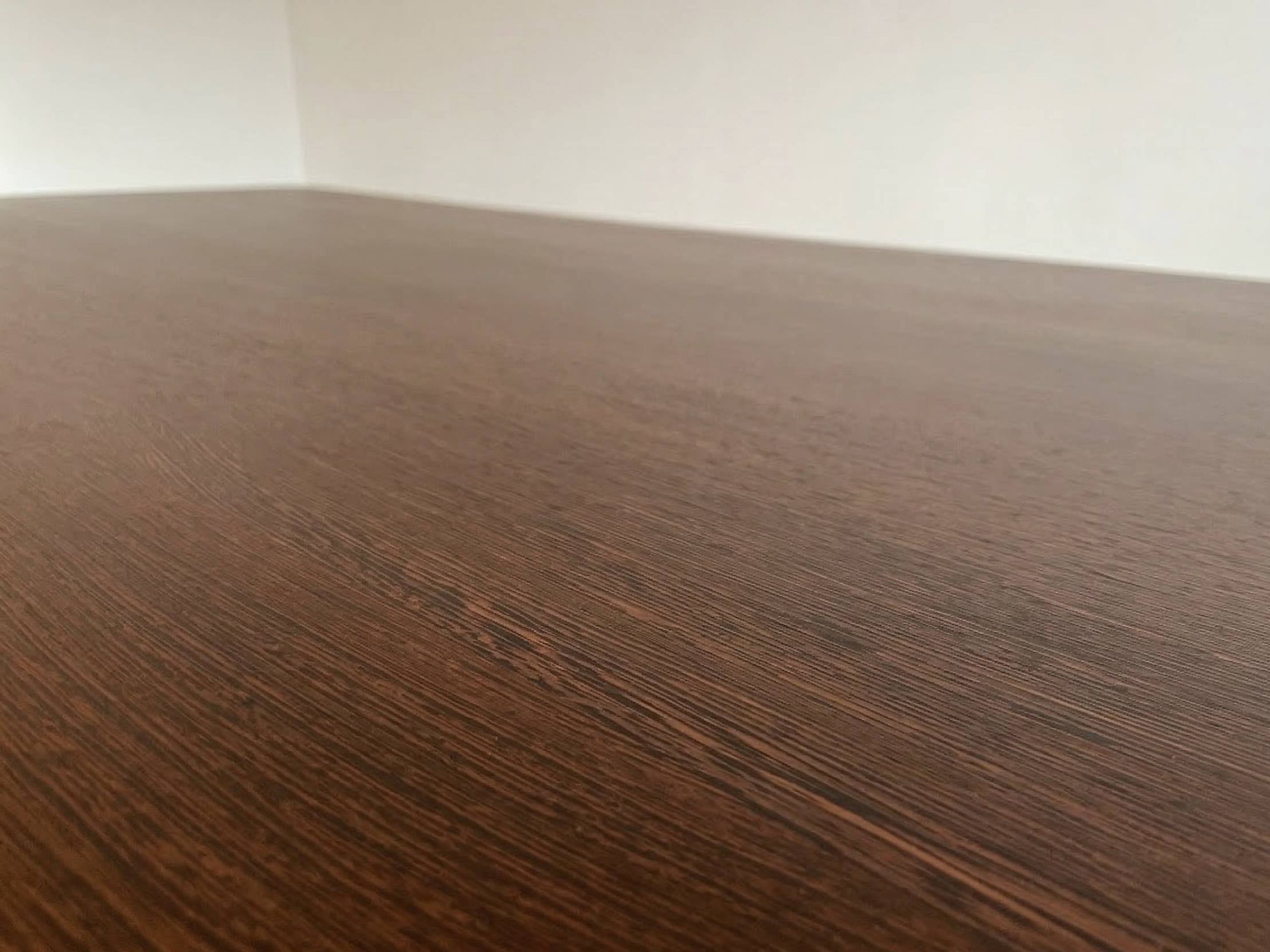 Voorbeeld kleur en materiaal Wengé