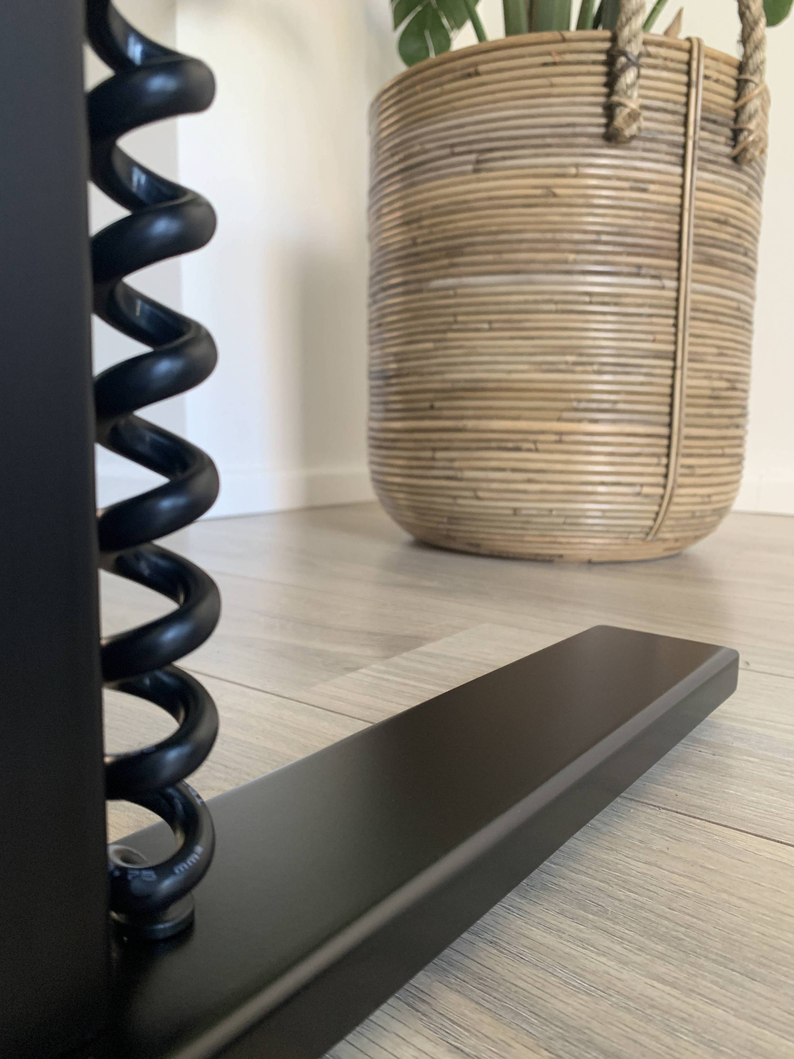 Afwerking zit-sta bureau accessoires spiraalsnoer