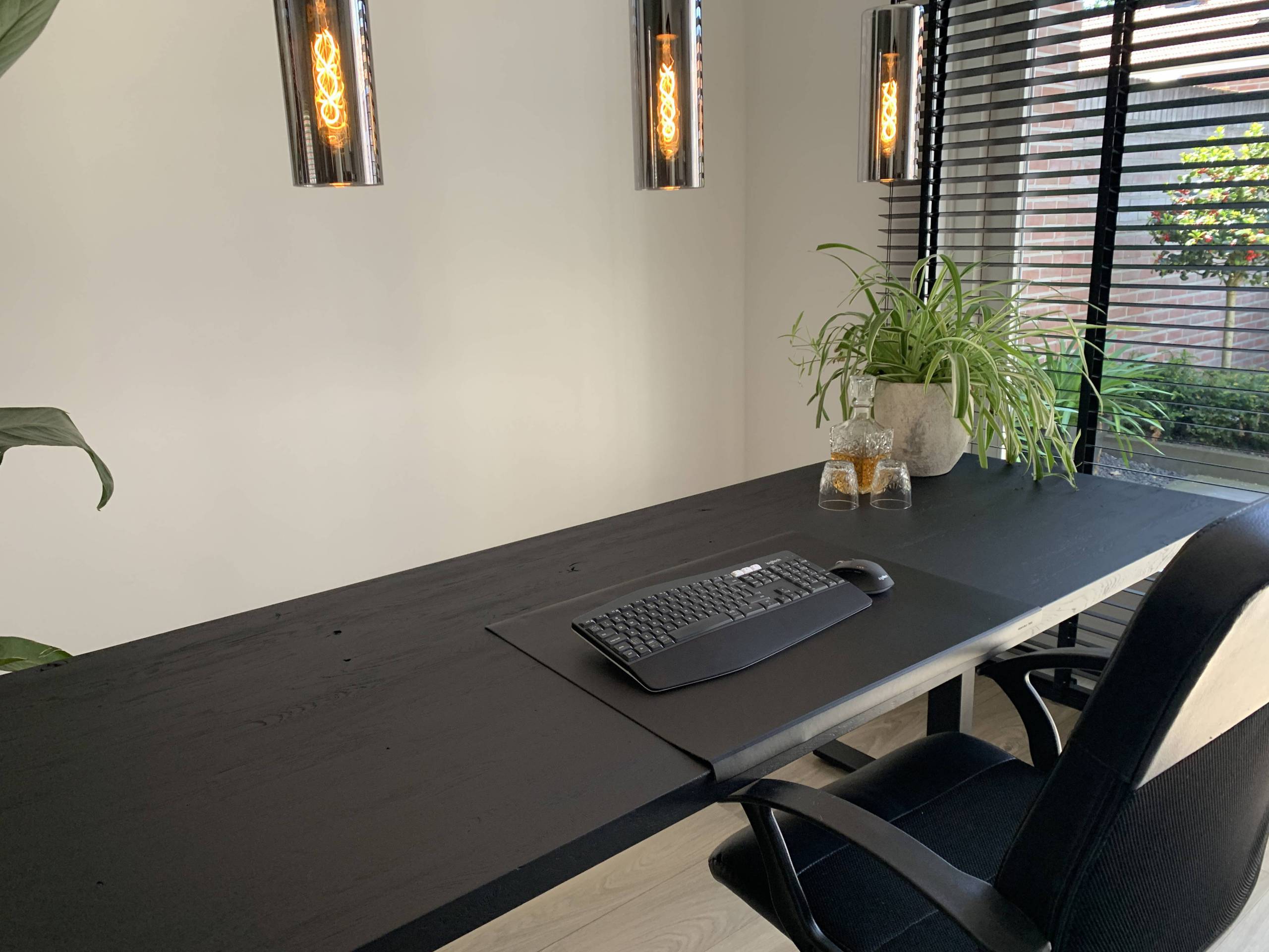 Hoge kwaliteit zwart bureau directie